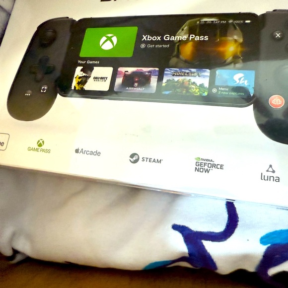 Black Handheld Console with Ergonomic Grips and Xbox NO USBC IPHONE READY . - Picture 5 of 5